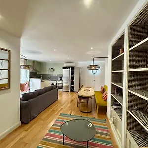 Apartamento The Zentral &, Sevilla